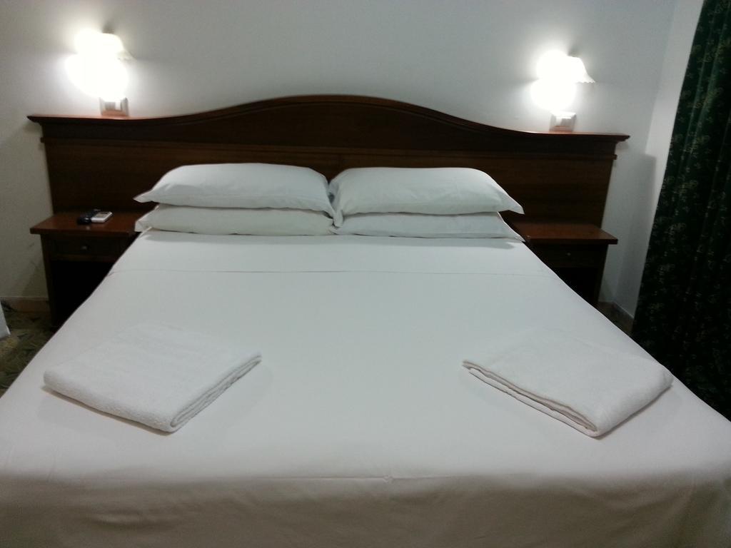 Guesthouse Alex II Ρώμη Εξωτερικό φωτογραφία