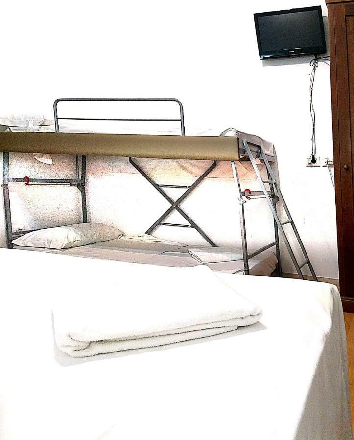 Guesthouse Alex II Ρώμη Εξωτερικό φωτογραφία